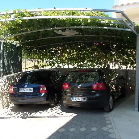 Апартаменты Elena Трогир